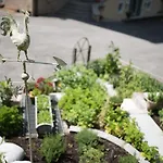 Hotel Adolphine Garden