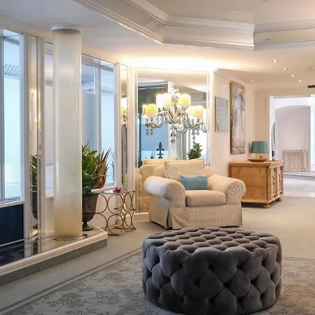 Hotel Adolphine Garden